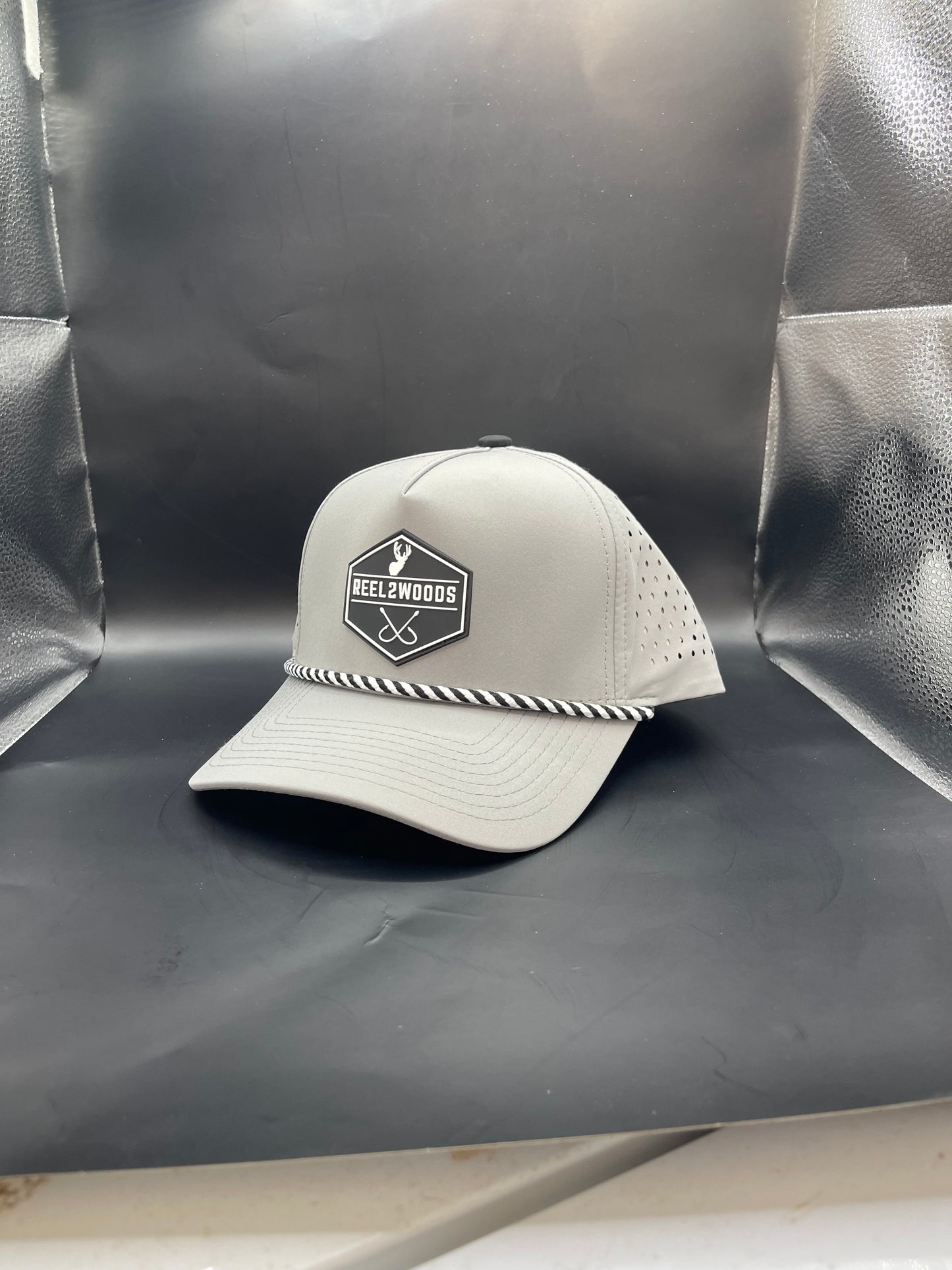 R2W Hats